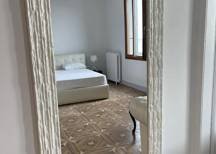 The B Collection - San Marco Riva Schiavoni *