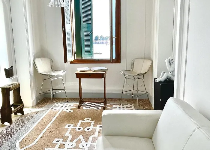 The B Collection - San Marco Riva Schiavoni * Venise