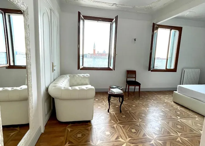 The B Collection - San Marco Riva Schiavoni