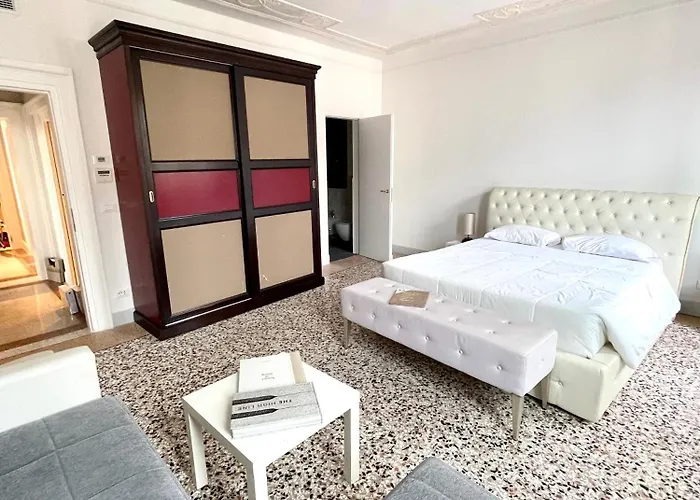 The B Collection - San Marco Riva Schiavoni *